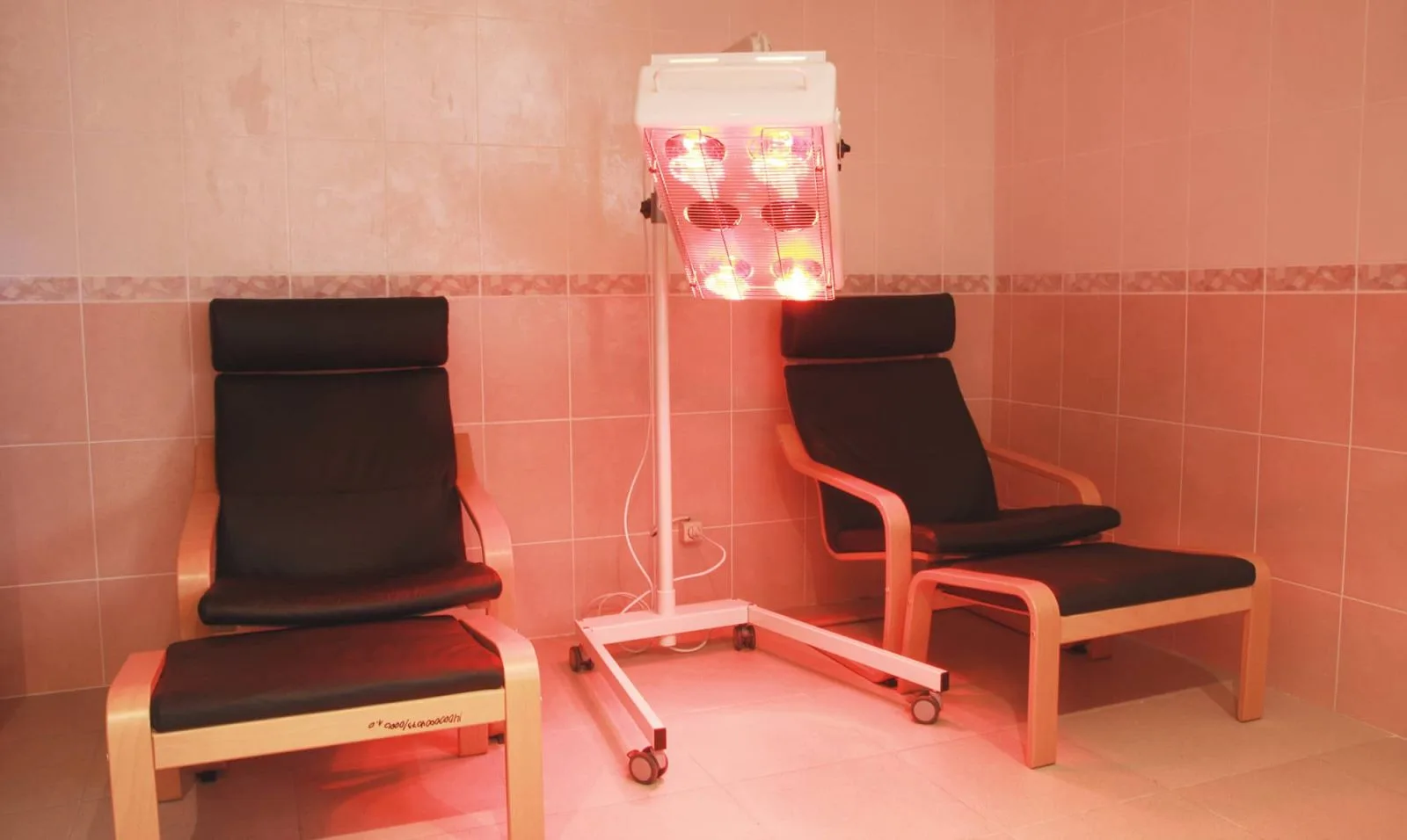 Аппарат инфракрасной фототерапии опорно-двигательного аппарата, неносимый Infra Red radiator